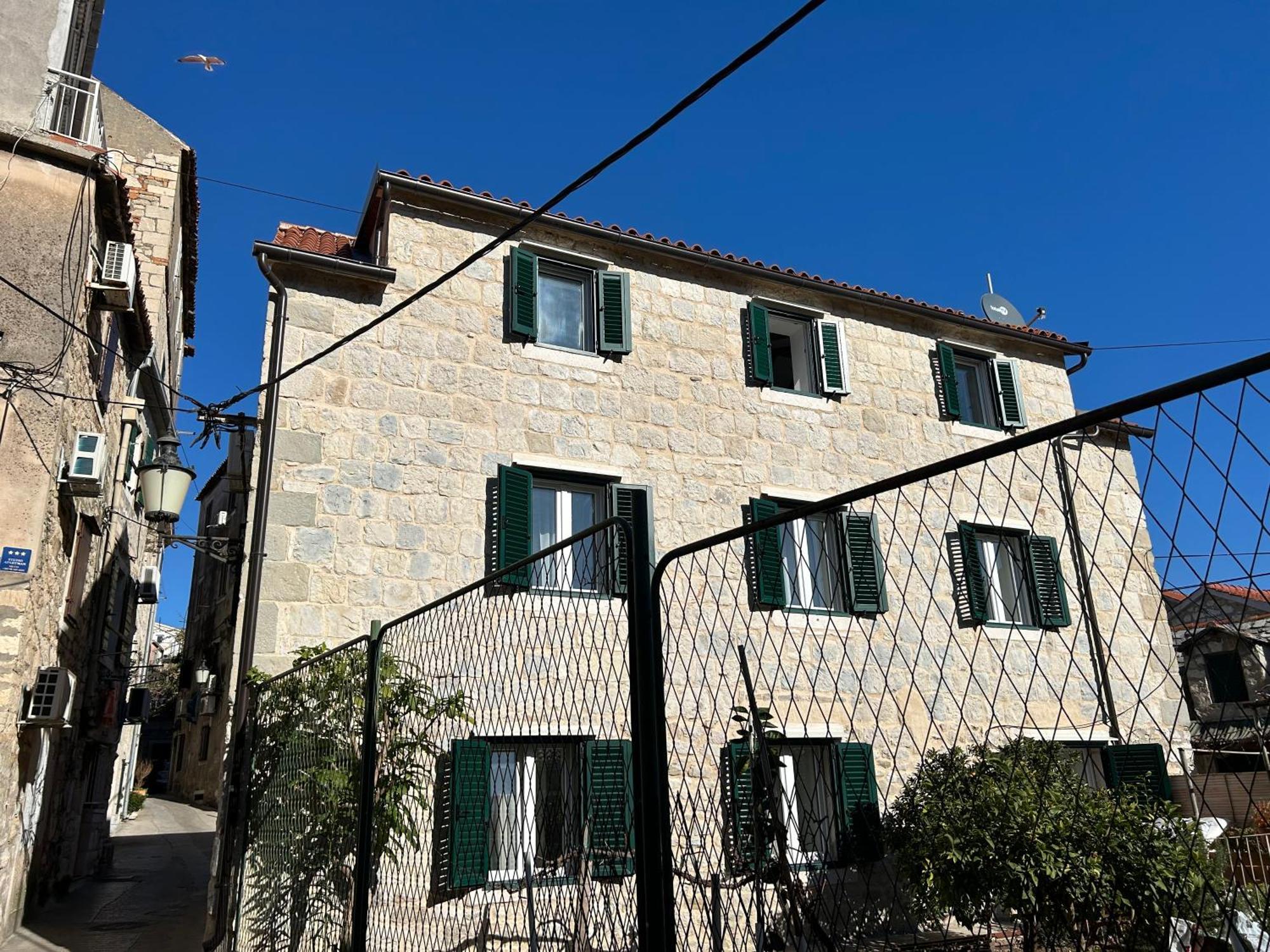 Perfectly Located Cherry Stone House Split Luaran gambar